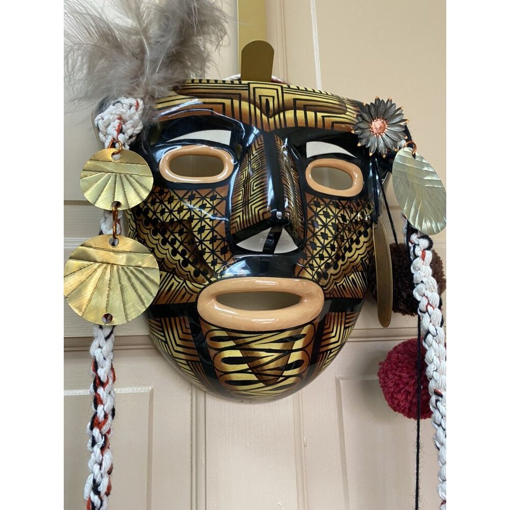 Costa Rica Ceramic Mask Feathers Boruca Style Signed By Artist Arroyabe Suraj - Picture 2 of 11